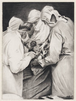 KT 2001 003-14
<br/>
Vier artsen bij een patient onder een doek
<br/>
<em>Eeden, Marcel van (1965)</em>